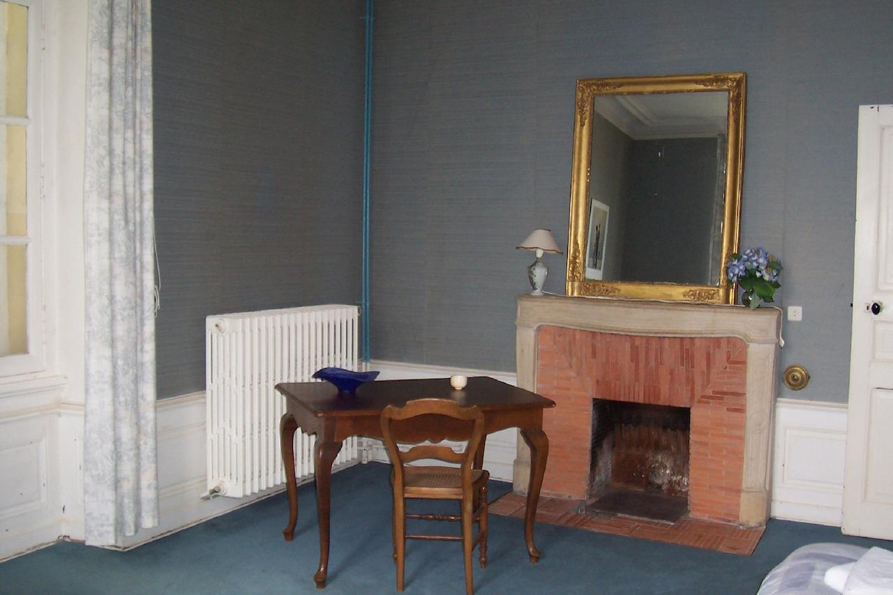 Bed and Breakfast Chateau Champigny Maillet  Номер фото